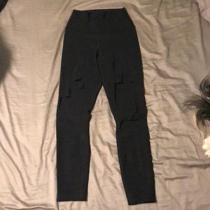 XS Alo Yoga High Waist Ripped Warrior Leggings